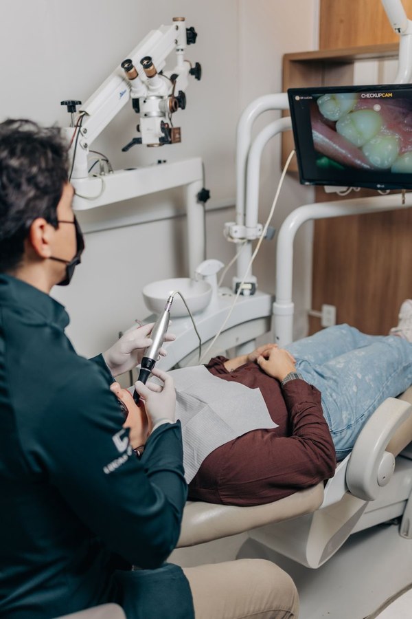 Tratamento de canal (endodontia) na Iso Angra